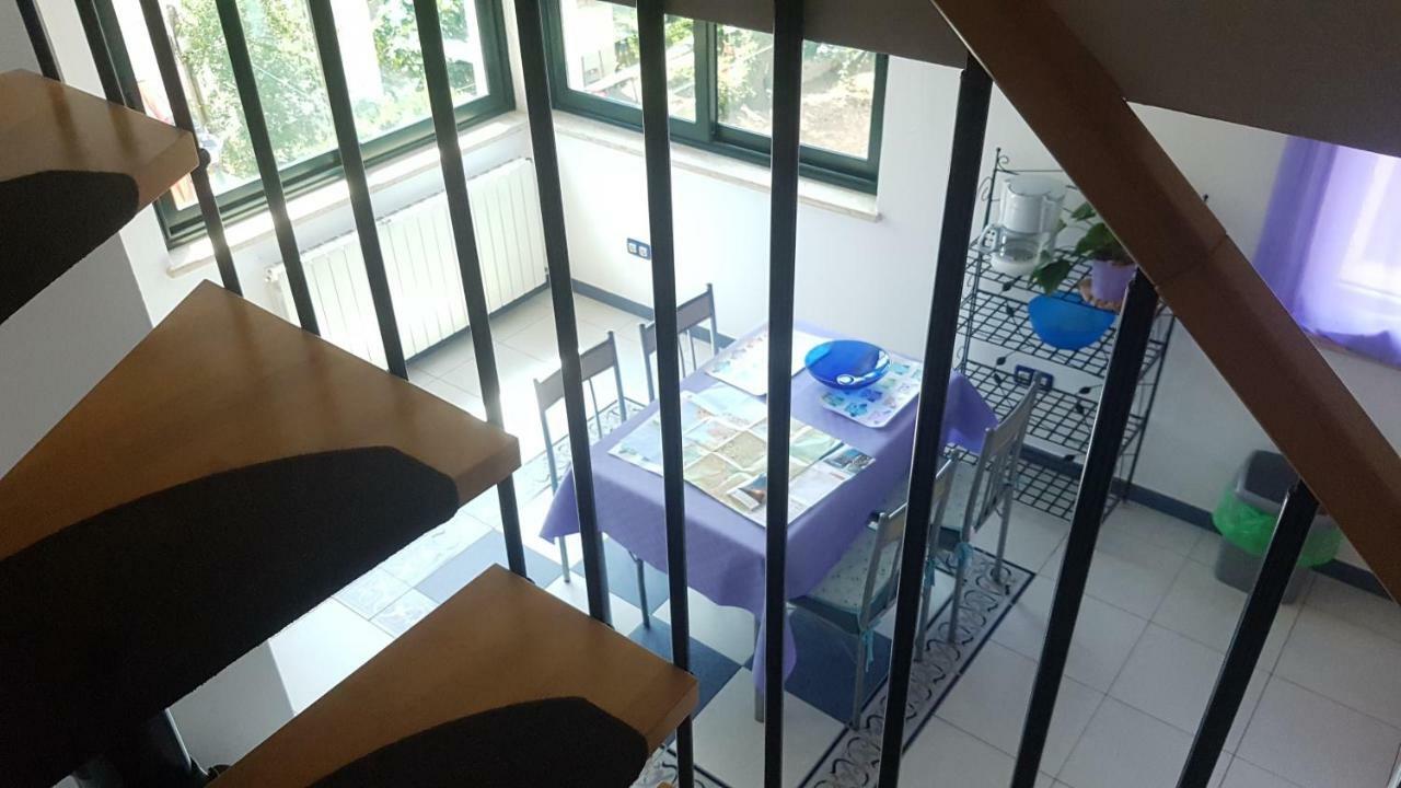 Apartments Adri, Parking In The Yard Rovigno Esterno foto